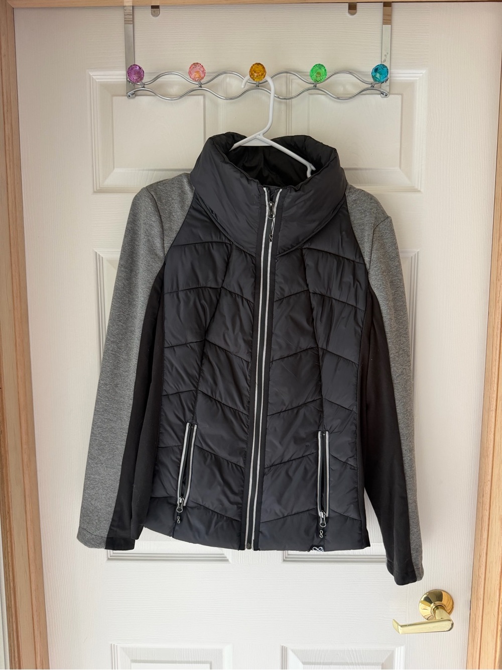 Women's Black Quilted Puffer Jacket with Gray Sleeves